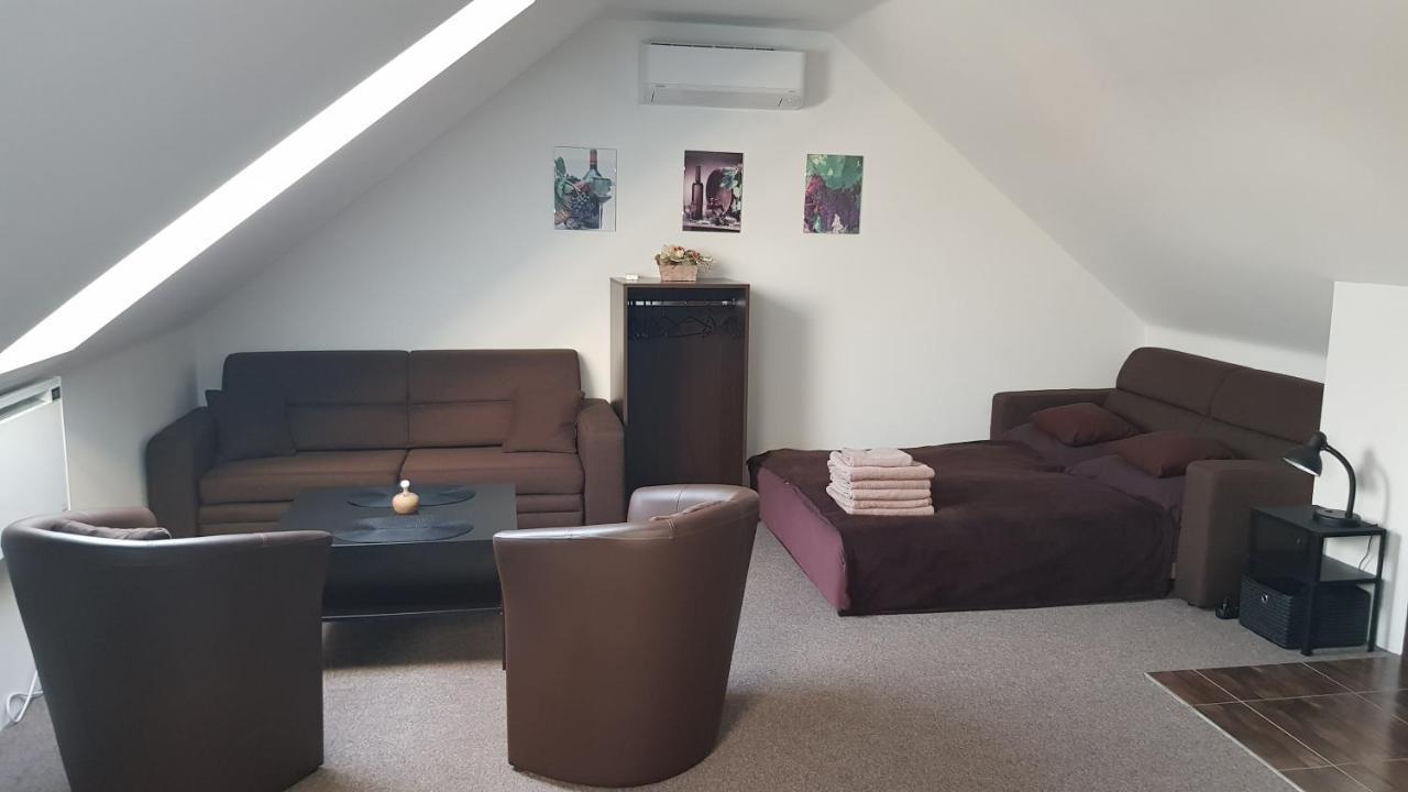 Sklep U Cejku Villa Mutěnice Exterior foto