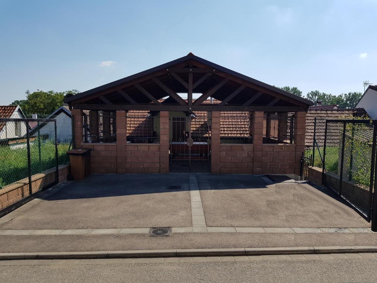 Sklep U Cejku Villa Mutěnice Exterior foto